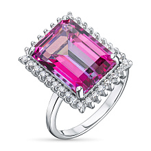 Классическое кольцо из белого золота с бриллиантами и топазом