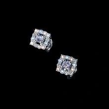 Пусеты из серебра с и танзанитами и бриллиантами