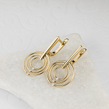 Серьги из желтого золота с бриллиантами