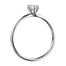 Кольцо из белого золота с бриллиантом