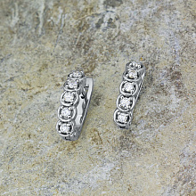 Серьги из белого золота с бриллиантами