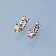 Серьги из красного золота с бриллиантом