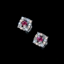 Пусеты из серебра с и рубинами и бриллиантами