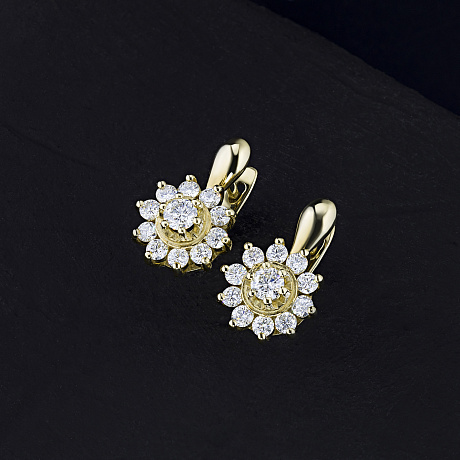 Серьги из желтого золота с бриллиантами