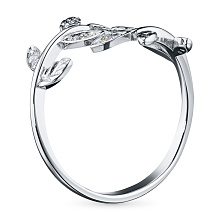 Классическое кольцо из белого золота с бриллиантами